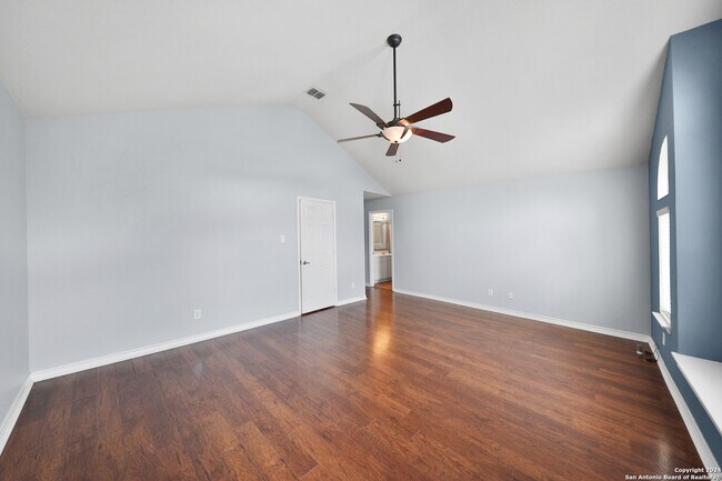 Building Photo - 4707 Shavano Ct