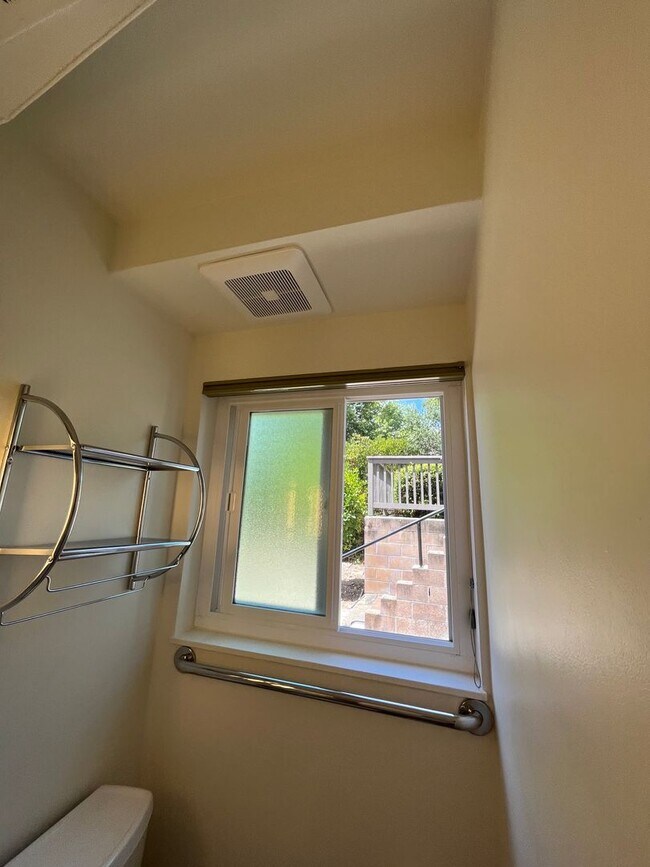 Building Photo - 3810 Hatchery Ln