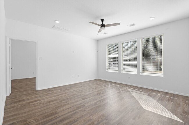 Building Photo - 23810 Maida View Trl