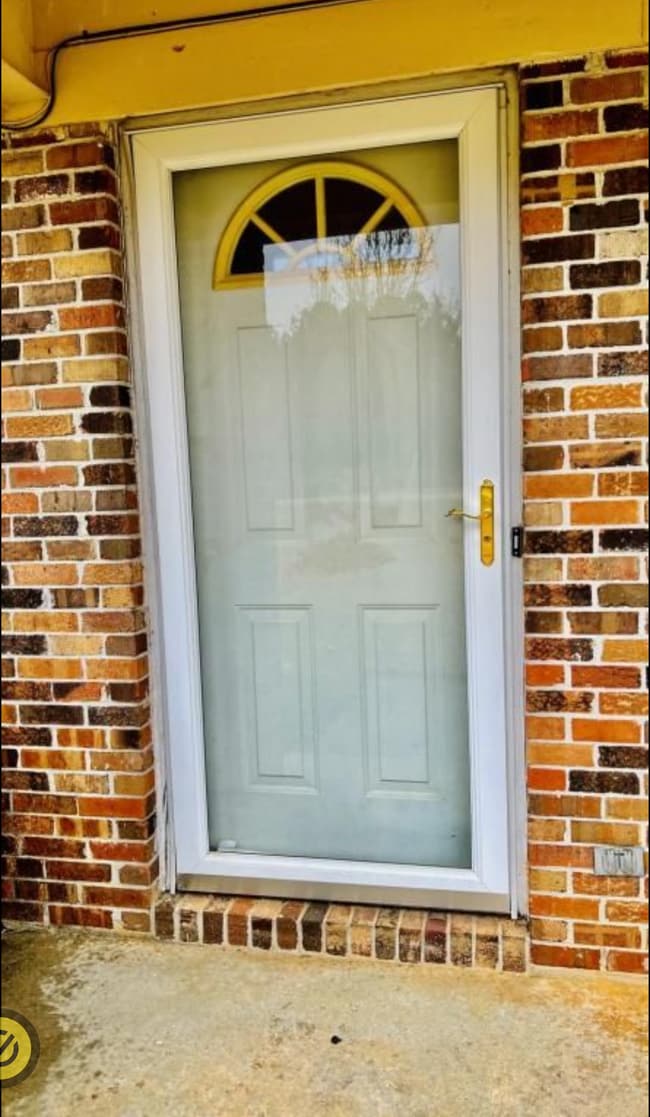 Building Photo - 206 Goff Dr