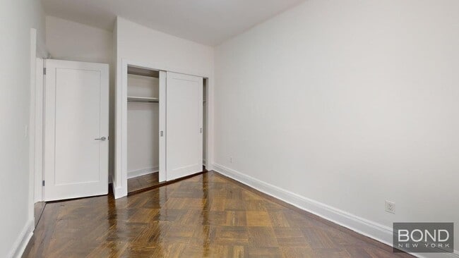 Building Photo - 24 E 80th St