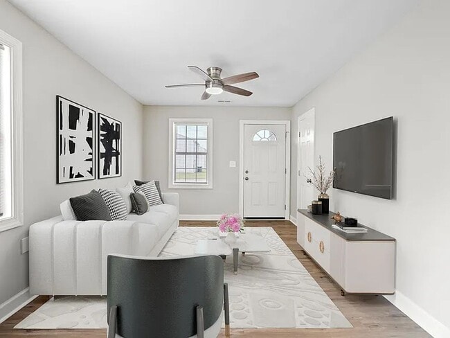 Building Photo - 3 Bedroom House in Flagmarsh Hills