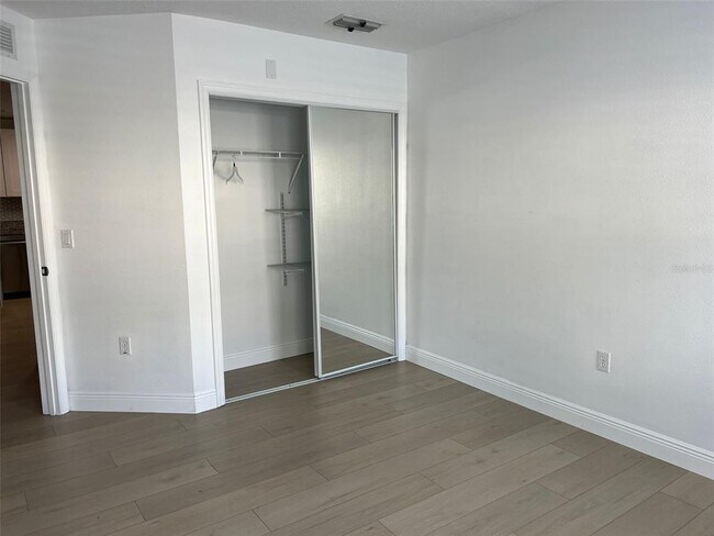 Building Photo - 2738 Club Cortile Cir