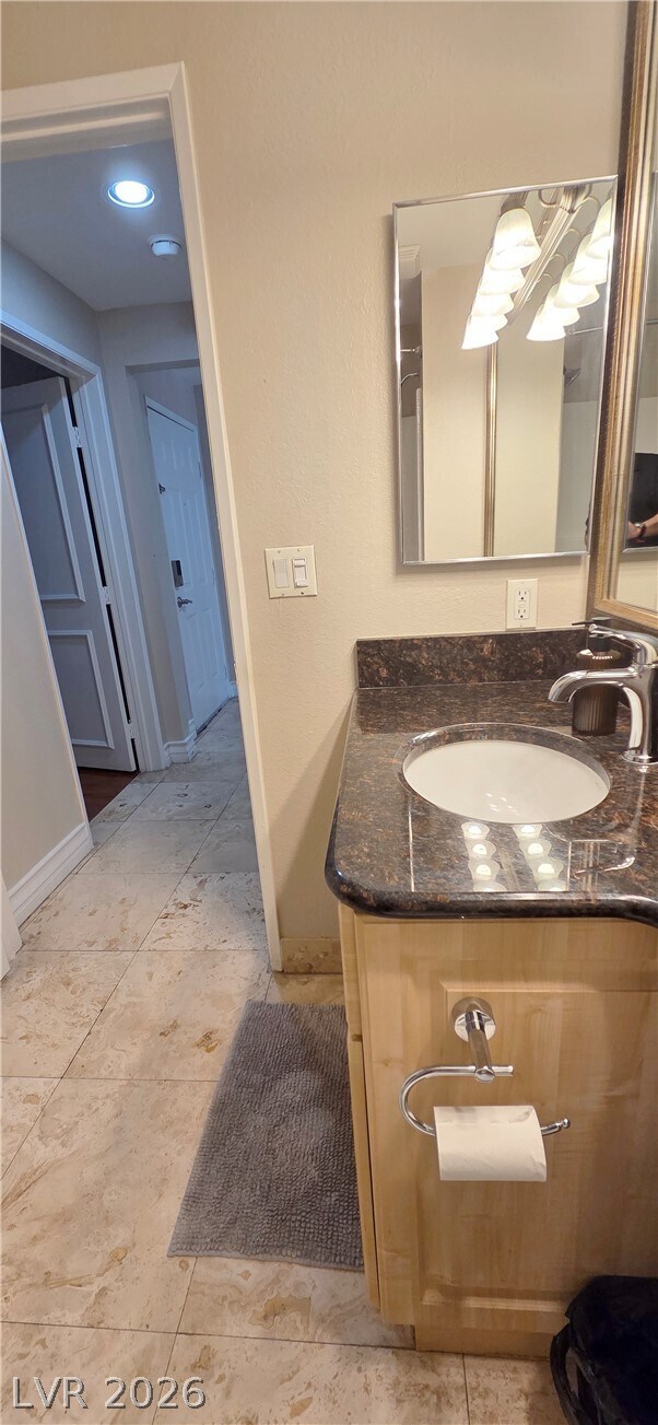 Building Photo - 210 E Flamingo Rd