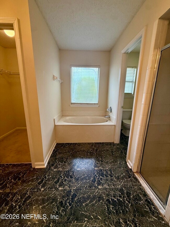 Building Photo - 3150 Highland Grove Dr