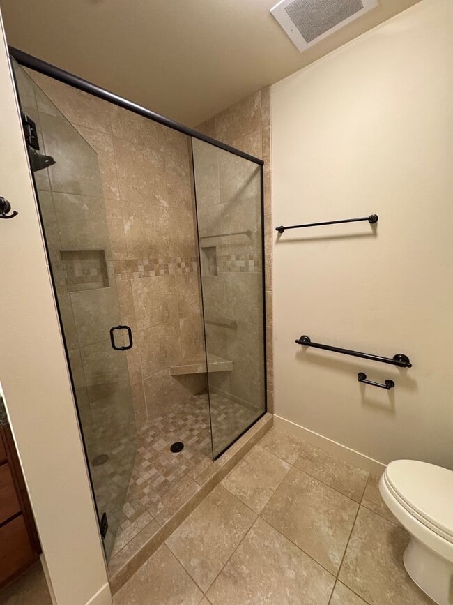 Building Photo - Polleys Square Luxury Condo For Rent