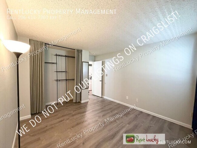 Building Photo - 1003 S 308th St