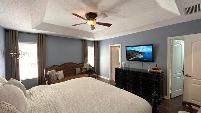 Building Photo - 4702 Cohune Palm Ct