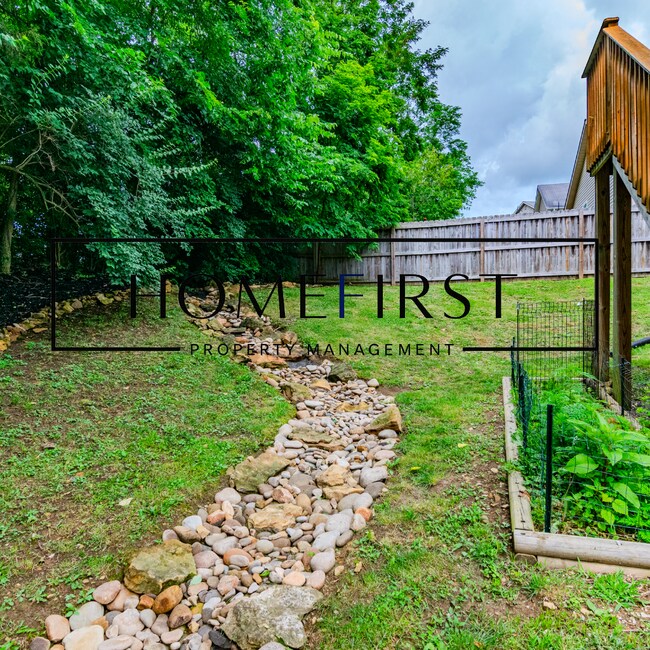 Building Photo - 112 Newport Ln