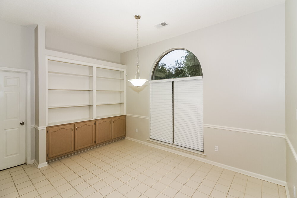 Building Photo - 636 Old River Cove