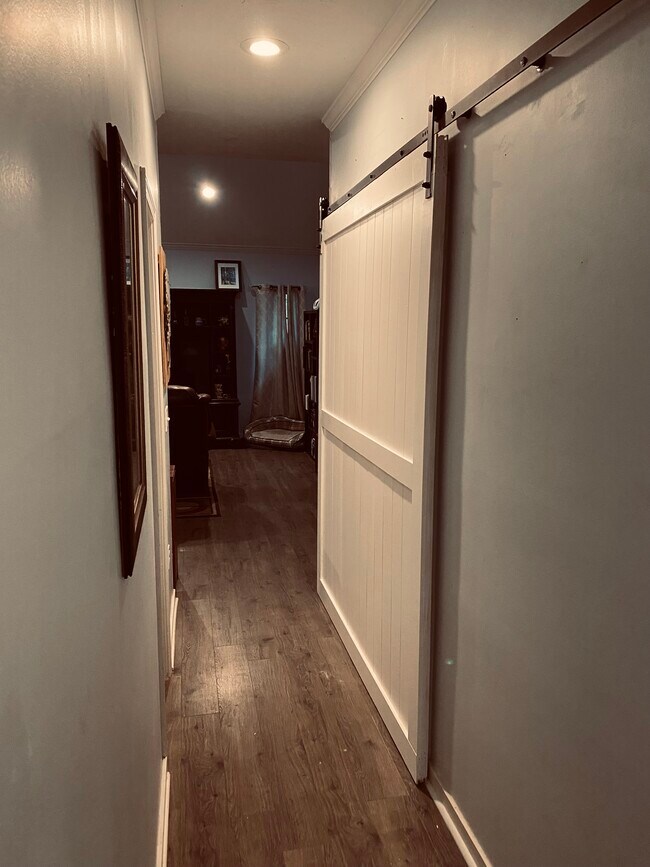 Building Photo - 217 Brendalwood Blvd