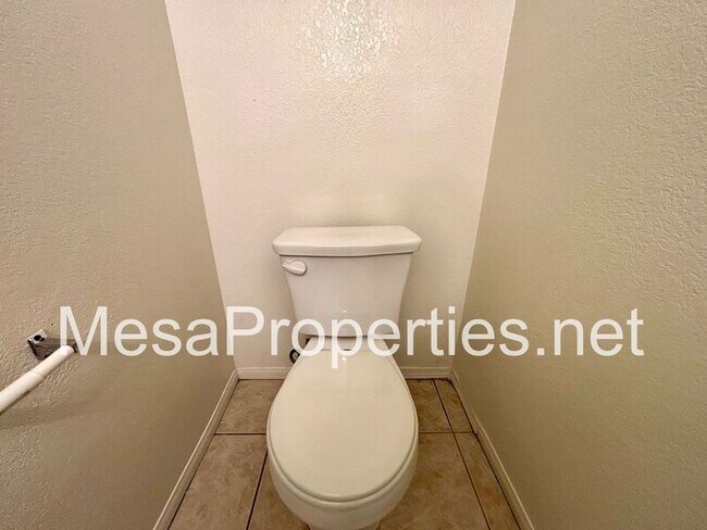 Building Photo - 15261 San Jose Dr