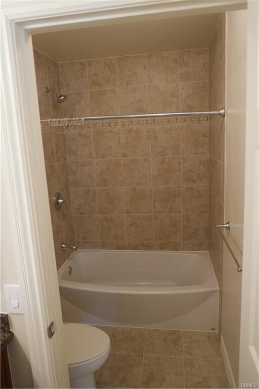 Building Photo - 61 Ashbrook