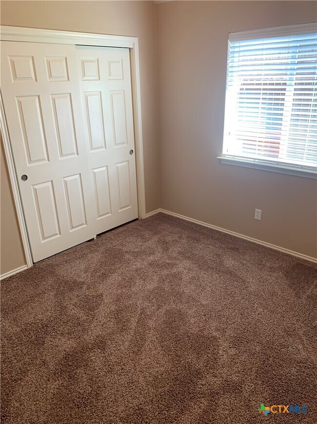 Building Photo - 1113 Branchwood Way