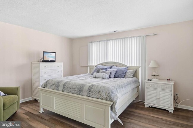 Building Photo - 18530 Drayton Hall Rd