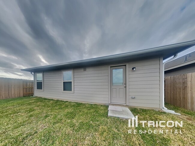 Building Photo - 17159 Quaking Aspen Ln