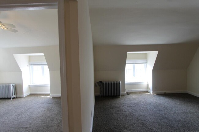 Building Photo - 7174 Germantown Ave