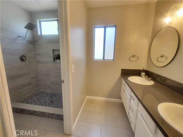 Building Photo - 28973 Willow Creek Ln