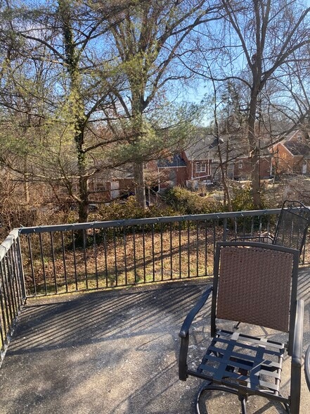 Building Photo - 5626 Leumas Rd