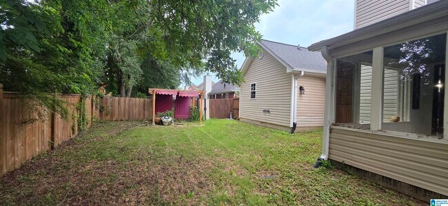 Building Photo - 8012 Rockhampton Cir
