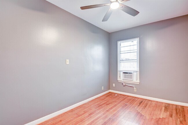 Building Photo - 1419 Wheeler Ave