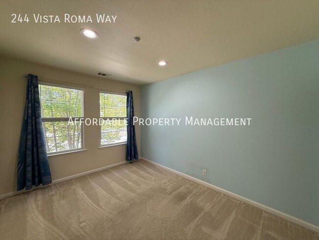 Building Photo - 244 Vista Roma Way