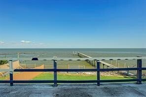 Building Photo - 135 1st St