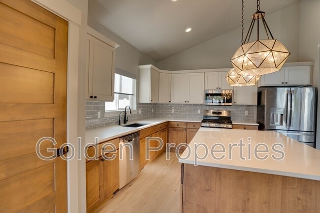 Building Photo - 1270 Tamarindo Ln