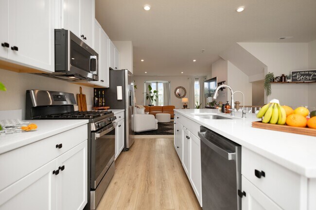 Building Photo - 302 Lydia St