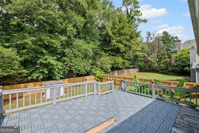Building Photo - 2680 Nicholas Ct NE