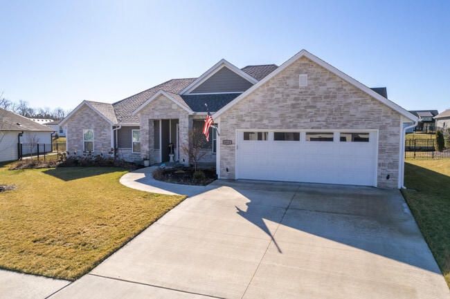 Building Photo - 4914 Glide Cv