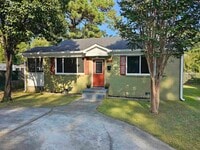 Building Photo - 802 Kilbourne Rd