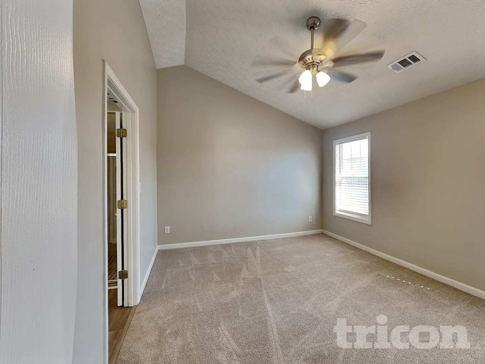 Building Photo - 1403 Westward Dr SW