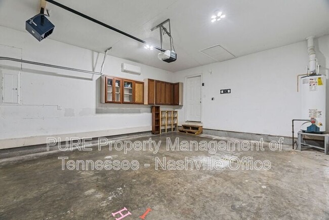 Building Photo - 1630 Lillian Cir