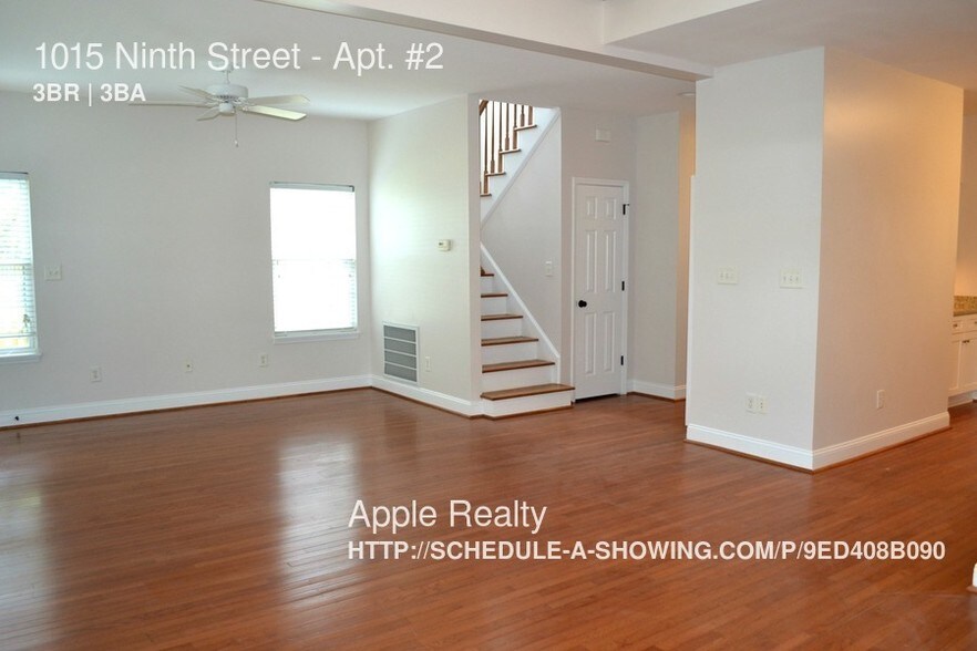 Building Photo - 1015 9th St