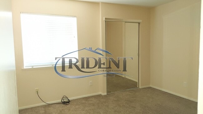 Building Photo - This is a large 4 bedroom, 3 bath SOLAR house with a bonus room upstairs