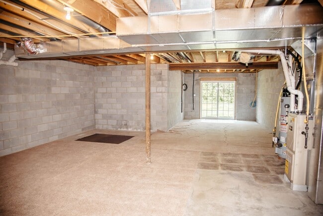 Building Photo - 746 Mt Gretna Rd