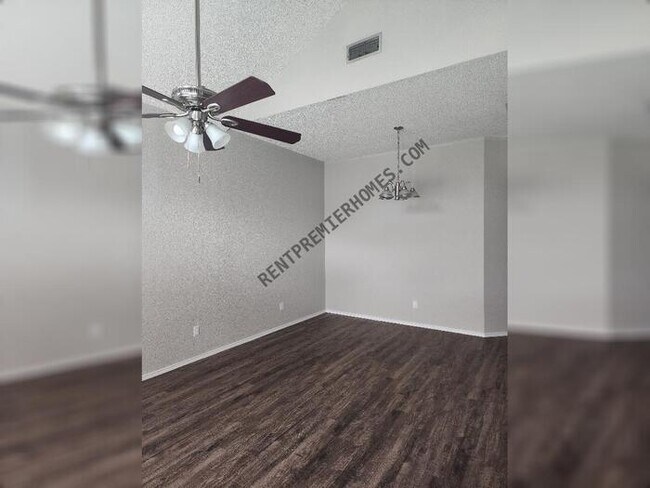 Building Photo - 3608 Garden Springs Dr