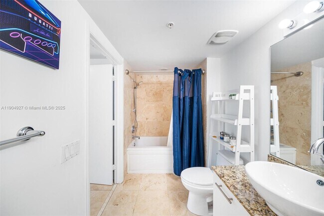 Building Photo - 41 SE 5th St