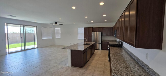 Building Photo - 14759 W Soft Wind Dr