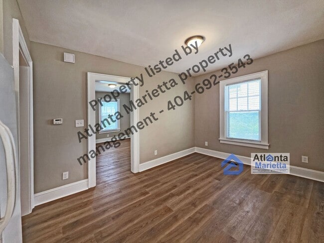 Building Photo - Charming Remodeled 3 Bedroom Ranch in the ...