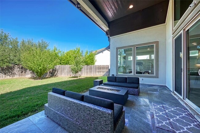 Building Photo - 11625 Lake Stone Dr
