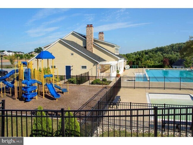 Building Photo - 278 Flagstone Rd