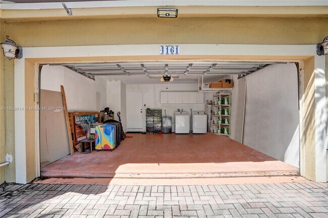 Building Photo - 4161 Sapphire Terrace