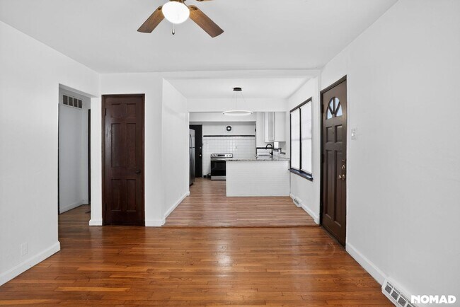 Building Photo - Charming 2BR House in Saint Louis