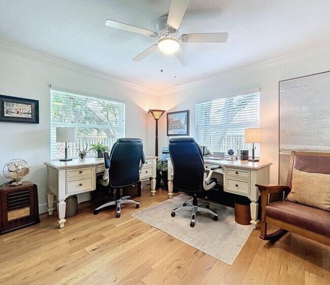 Building Photo - South Tampa RV + Boater’s dream!