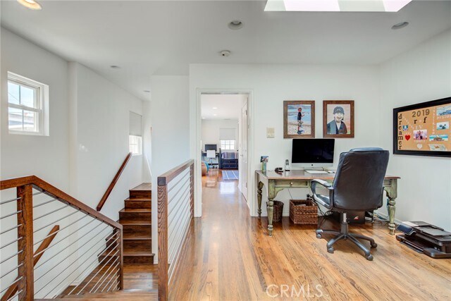 Building Photo - 333 3rd St