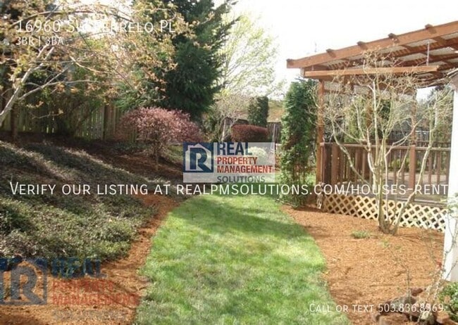 Building Photo - 16960 SW Ferrelo Pl