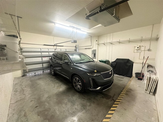 Building Photo - 6028 Santa Margarito Dr