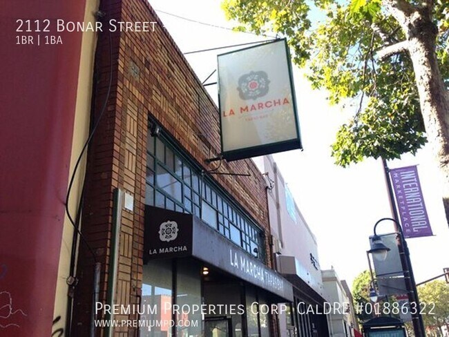 Building Photo - 2112 Bonar St